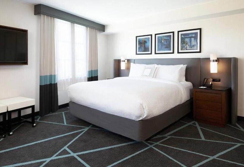 هتل Fairfield Inn & Suites By Marriott Camarillo