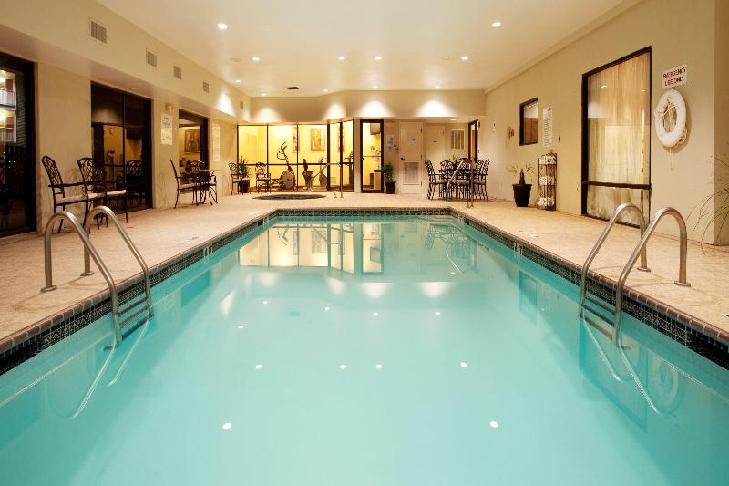 هتل Holiday Inn Express & Suites Sulphur   Lake Charles, An Ihg