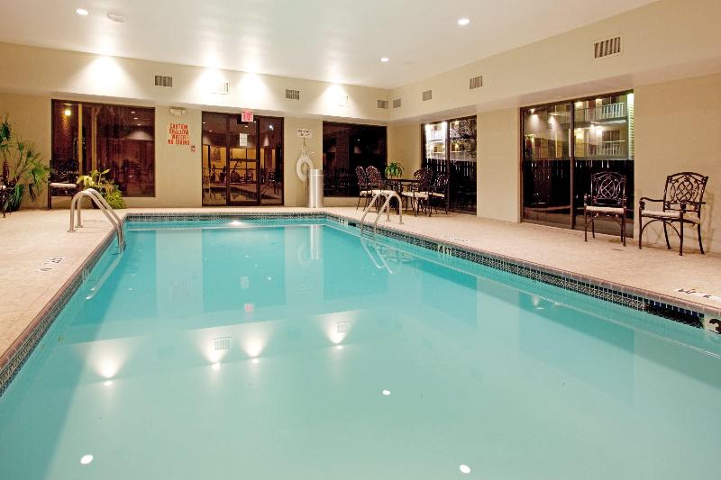 هتل Holiday Inn Express & Suites Sulphur   Lake Charles, An Ihg