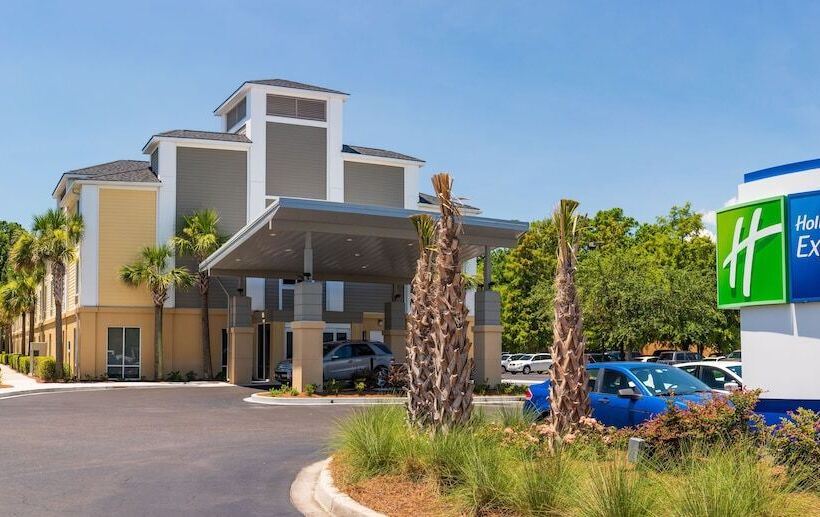 هتل Holiday Inn Express Charleston Us Highway 17 & I526