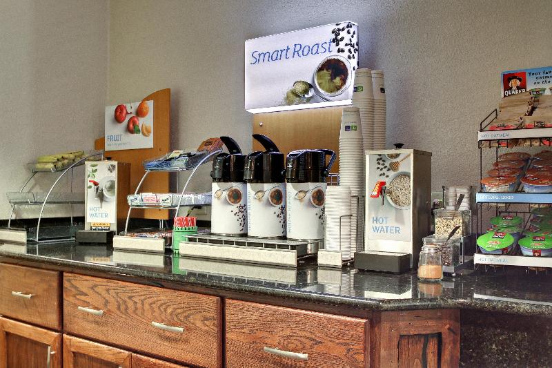 酒店 Holiday Inn Express Marshfield   Springfield Area, An Ihg