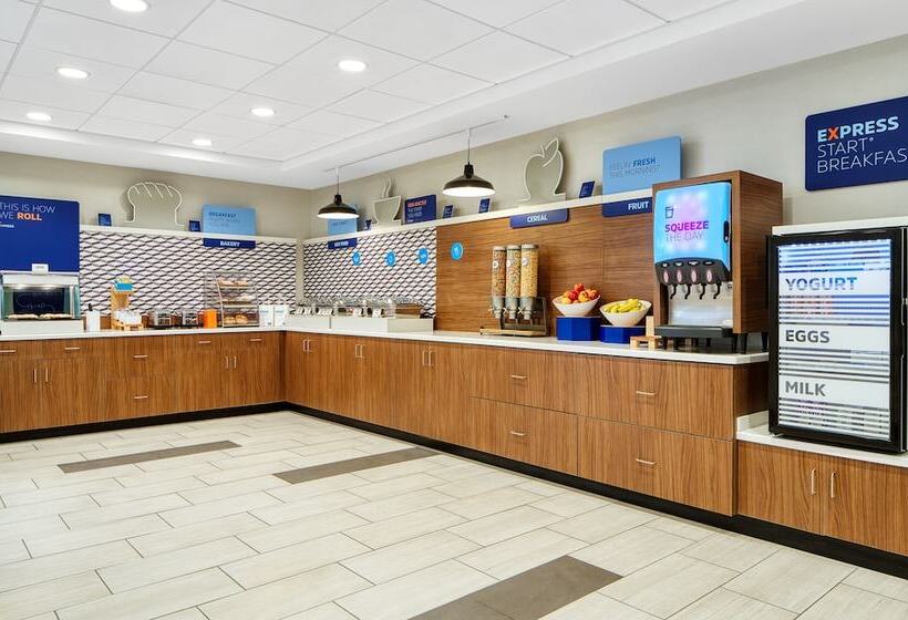 ホテル Holiday Inn Express Statesboro, An Ihg
