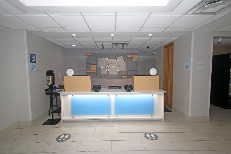 Отель Holiday Inn Express Troutville Roanoke North, An Ihg