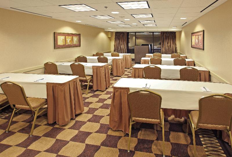 هتل Holiday Inn Little Rock Airport Conference Center, An Ihg