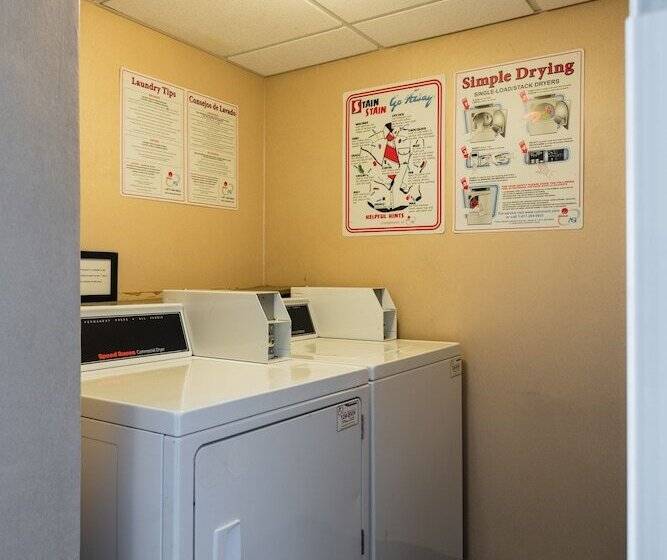 هتل Holiday Inn South Plainfield Piscataway, An Ihg