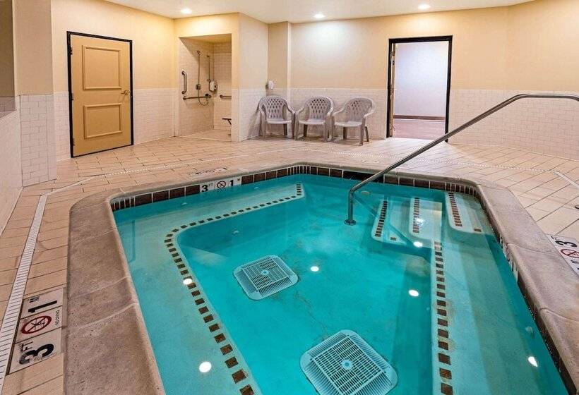 هتل La Quinta By Wyndham Butte