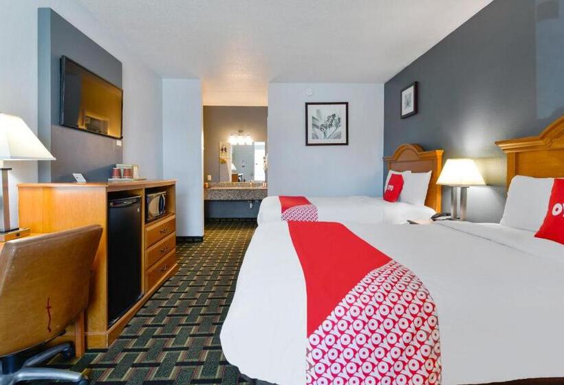 酒店 Lake Park Inn Express