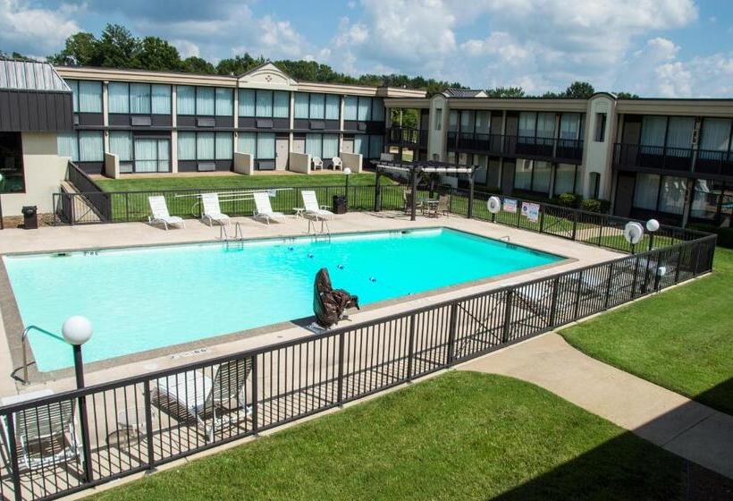 فندق Days Inn By Wyndham Pittsburg Ks