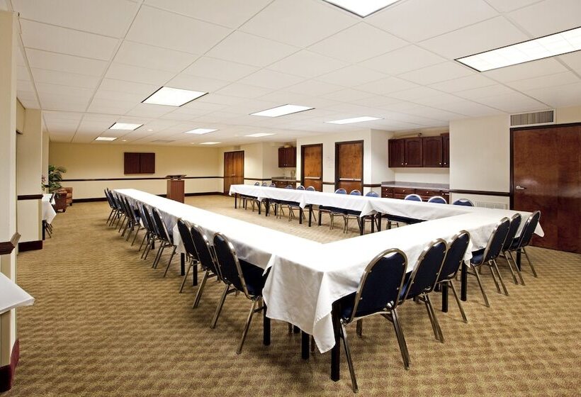 ホテル Lexington Inn And Suites