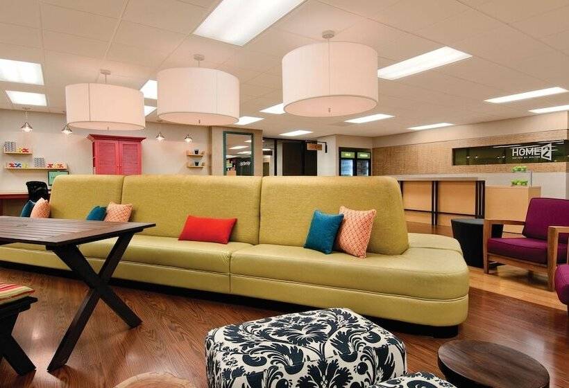 هتل Home2 Suites By Hilton East Haven New Haven