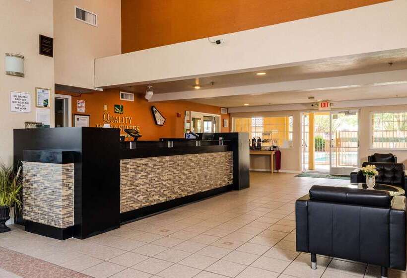 Hotel Quality Inn And Suites Lathrop