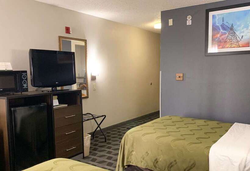 هتل Quality Inn