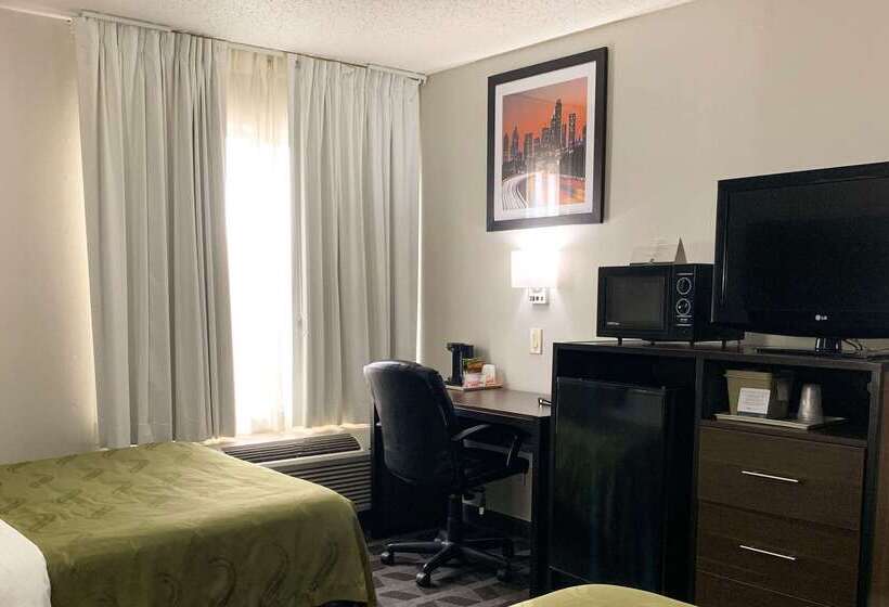 هتل Quality Inn