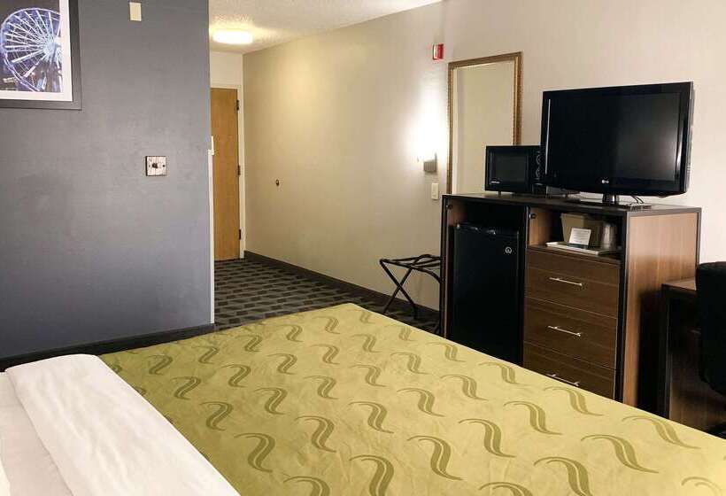 هتل Quality Inn
