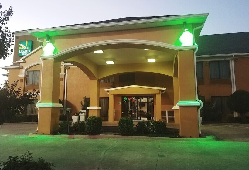 هتل Quality Inn