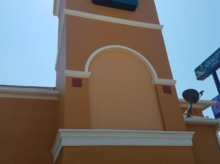 هتل Quality Inn