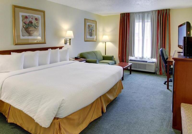 هتل Quality Inn