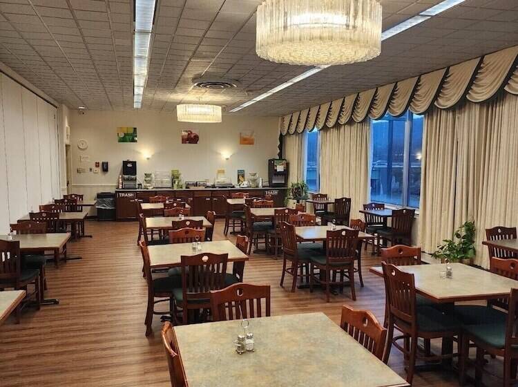 هتل Quality Inn Horseheads