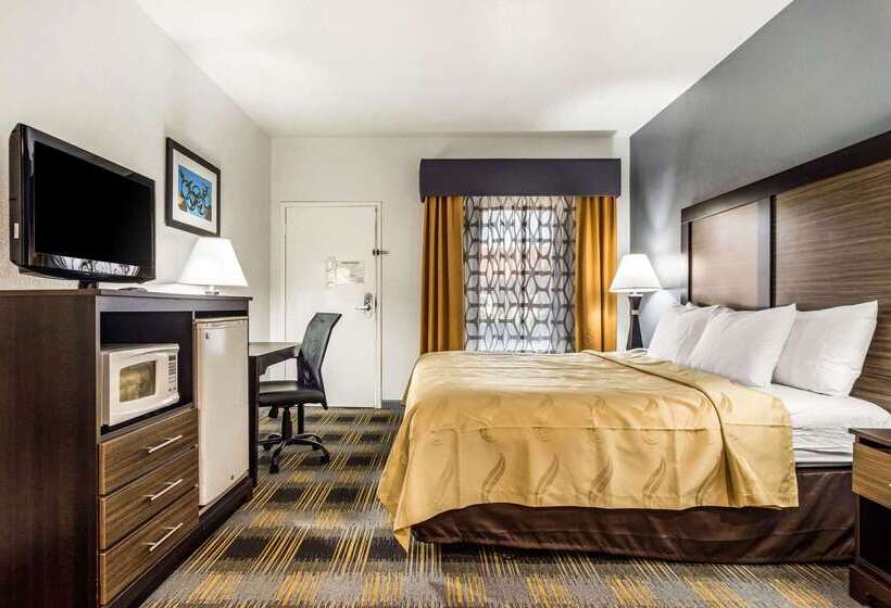 هتل Quality Inn Near Six Flags Douglasville