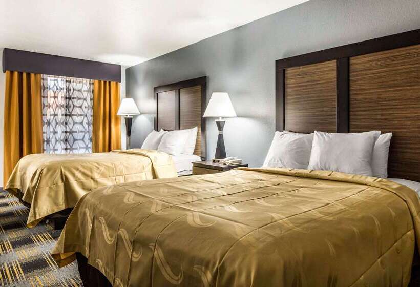 هتل Quality Inn Near Six Flags Douglasville