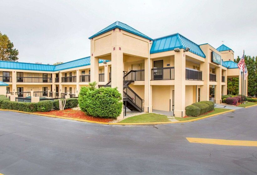 هتل Quality Inn Near Six Flags Douglasville