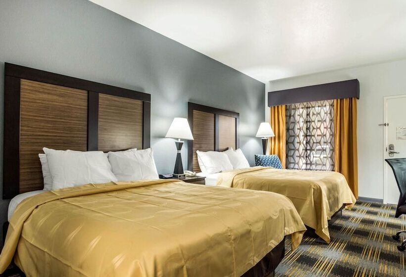 هتل Quality Inn Near Six Flags Douglasville