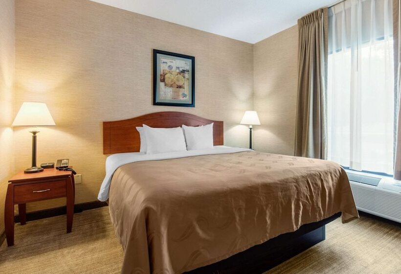 Отель Quality Inn & Suites Benton Draffenville