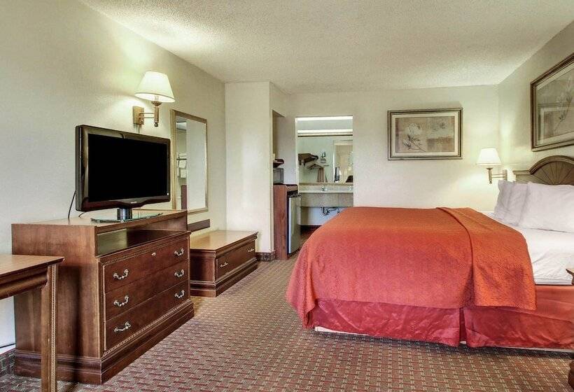 هتل Quality Inn & Suites