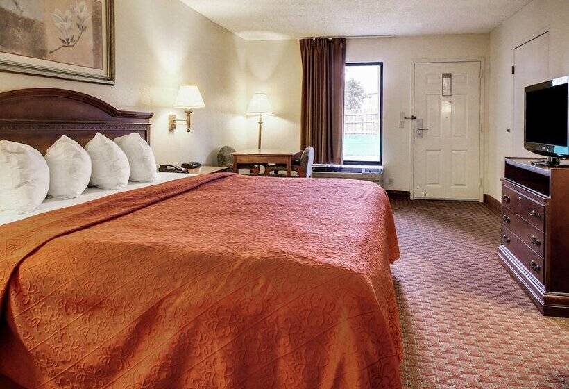 هتل Quality Inn & Suites