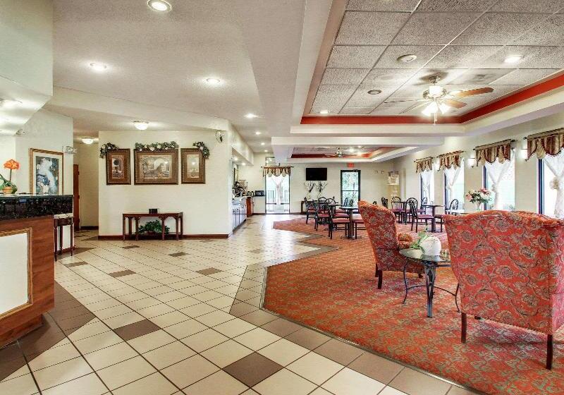 هتل Quality Inn & Suites