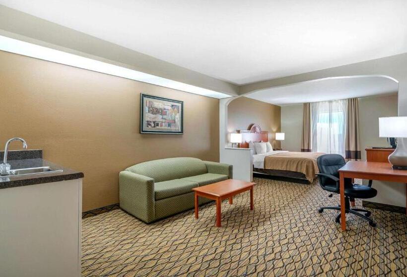 Отель Quality Inn & Suites Jefferson City