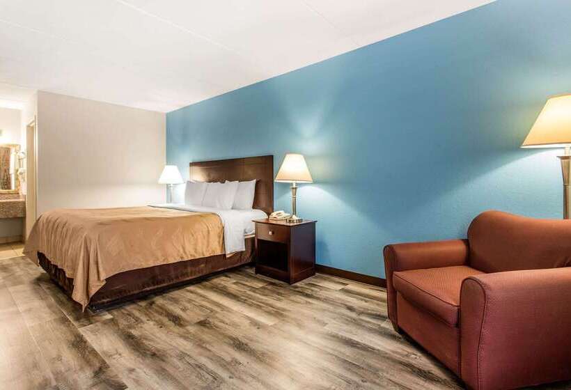 هتل Quality Inn & Suites