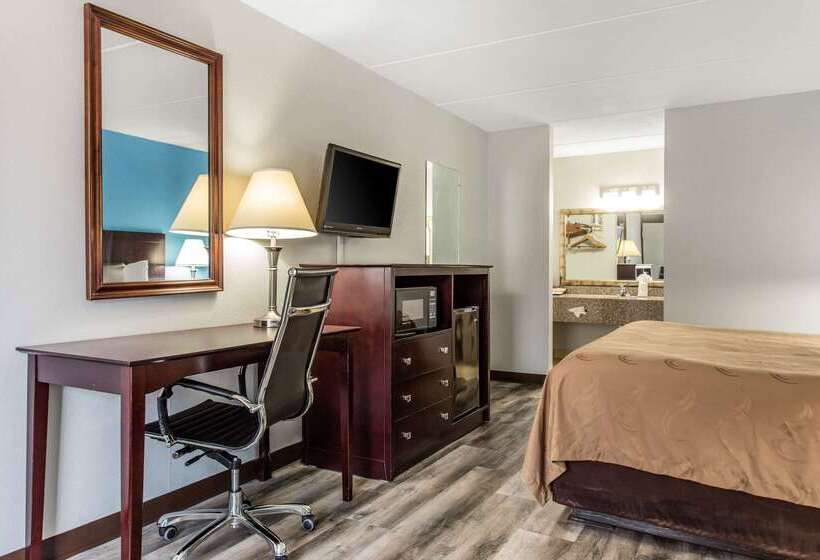 هتل Quality Inn & Suites