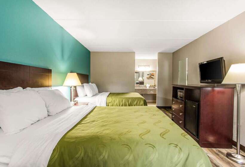 هتل Quality Inn & Suites