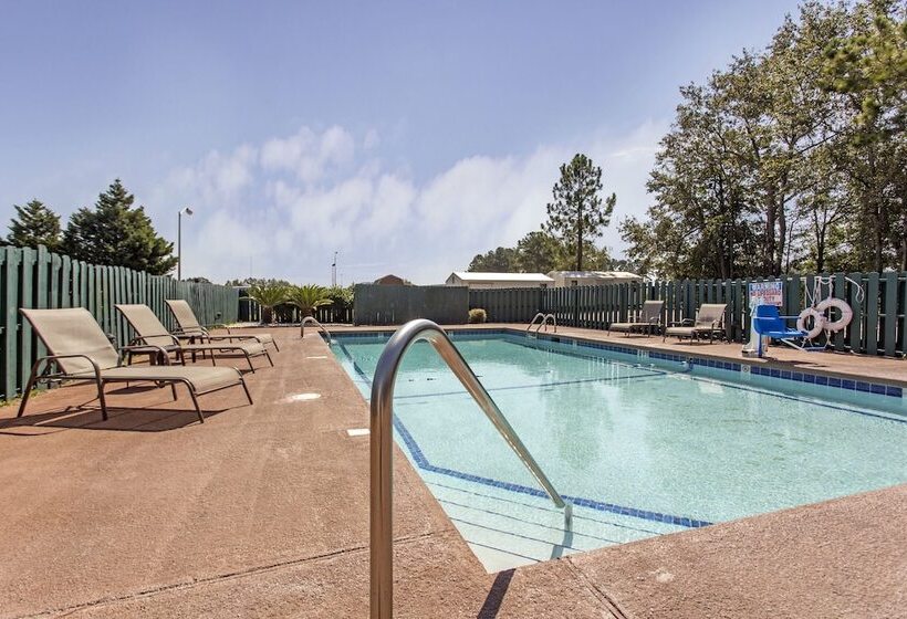 هتل Quality Inn & Suites