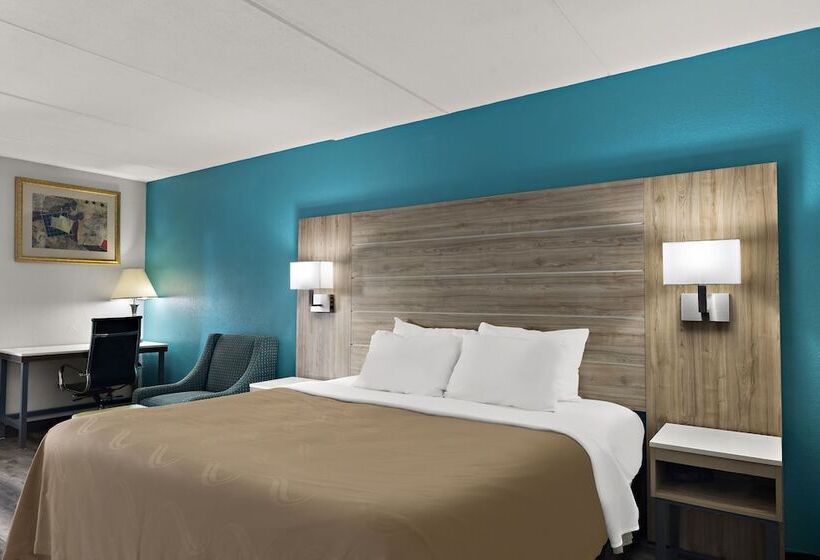 هتل Quality Inn & Suites