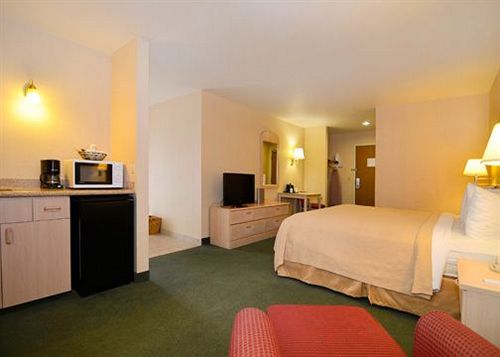 호텔 Quality Inn & Suites Weed Mount Shasta