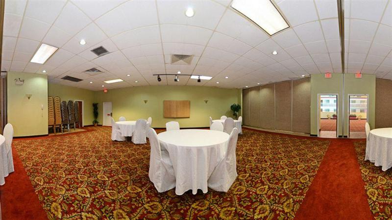 Отель Quality Inn Trinidad