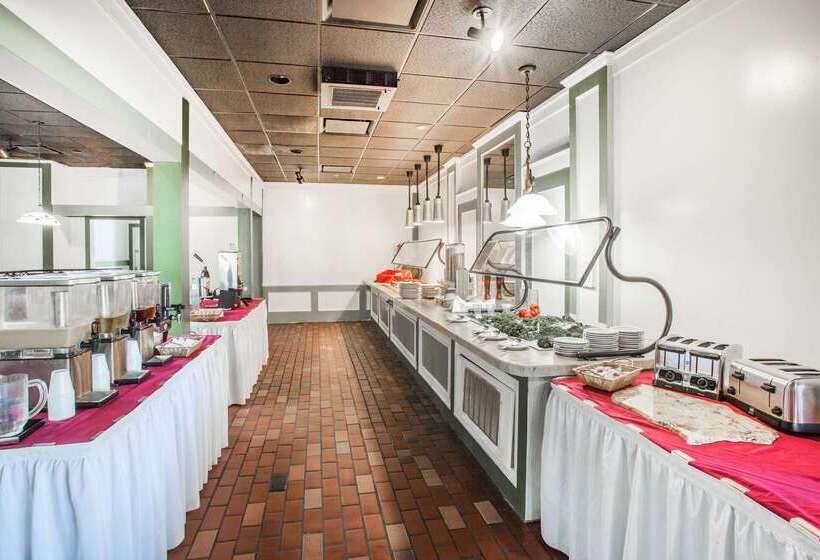 فندق Ramada By Wyndham Jacksonville I 95 By Butler Blvd