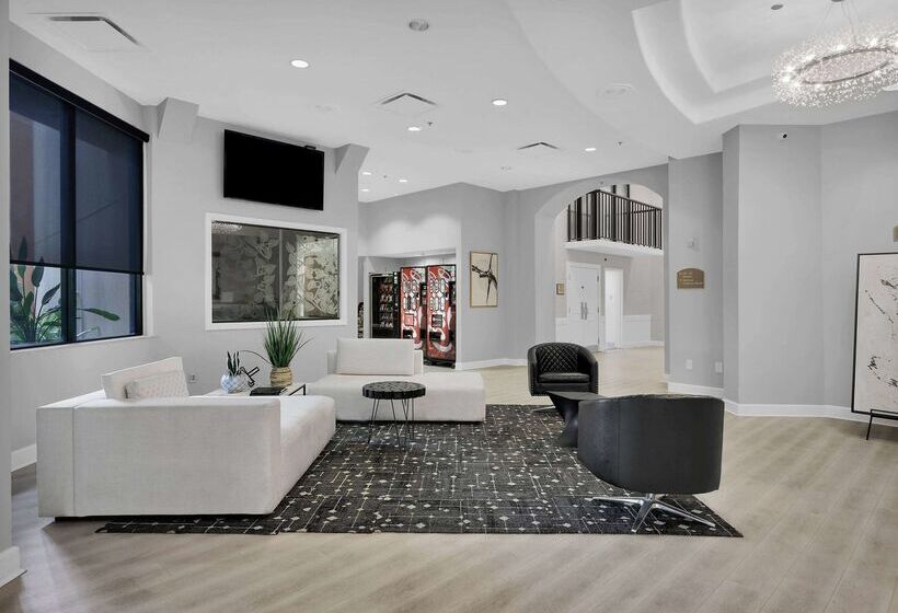 فندق Ramada By Wyndham Jacksonville I 95 By Butler Blvd