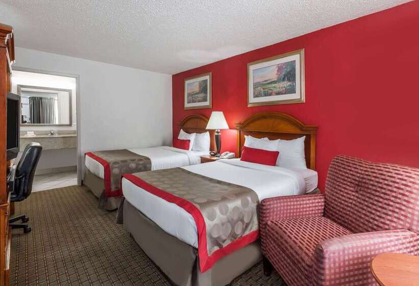 בית מלון כפרי Ramada By Wyndham New Iberia