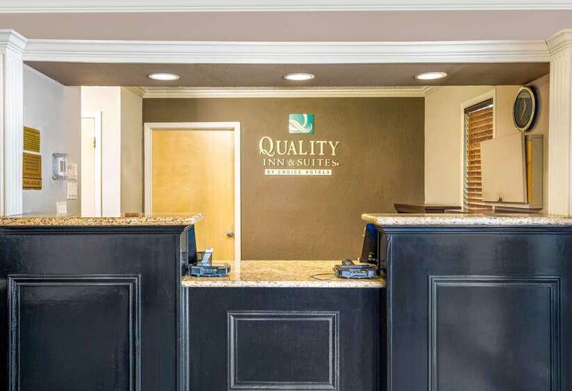 هتل Quality Inn & Suites