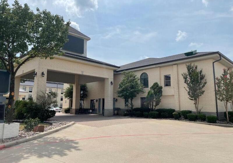 هتل Quality Inn & Suites