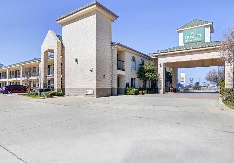 هتل Quality Inn & Suites