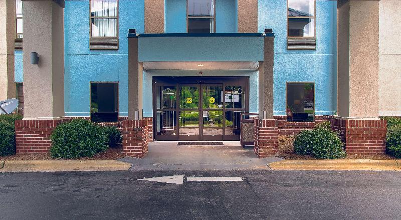 Surestay Plus Hotel By Best Western Tarboro