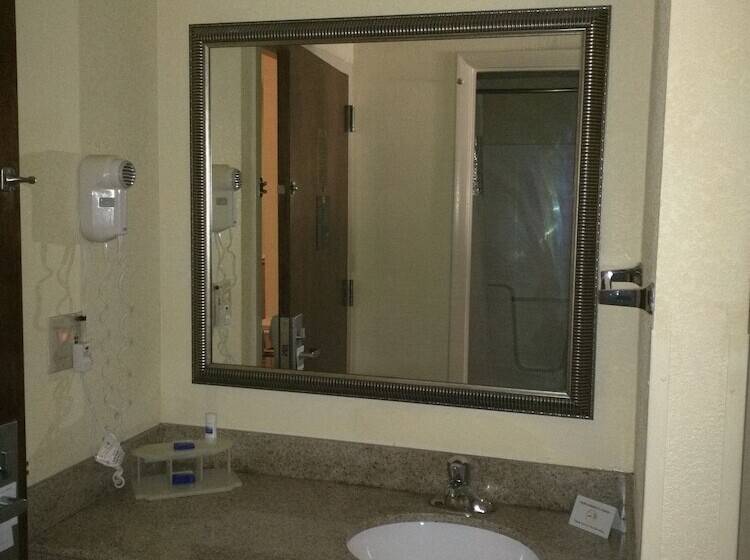 Surestay Plus Hotel By Best Western Tarboro