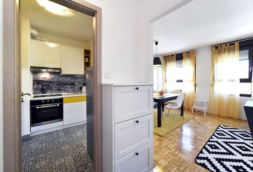 Apartment Place4u