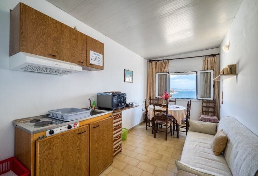 פנסיון Lefteri S Rooms