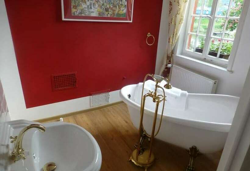 Pension Historisches Wirtshaus An Der Lahn