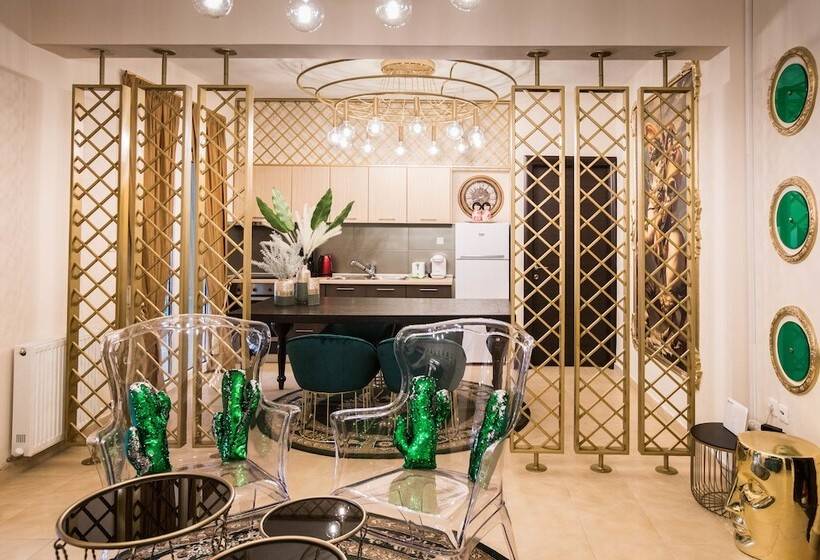 Gold Residences Free Parking